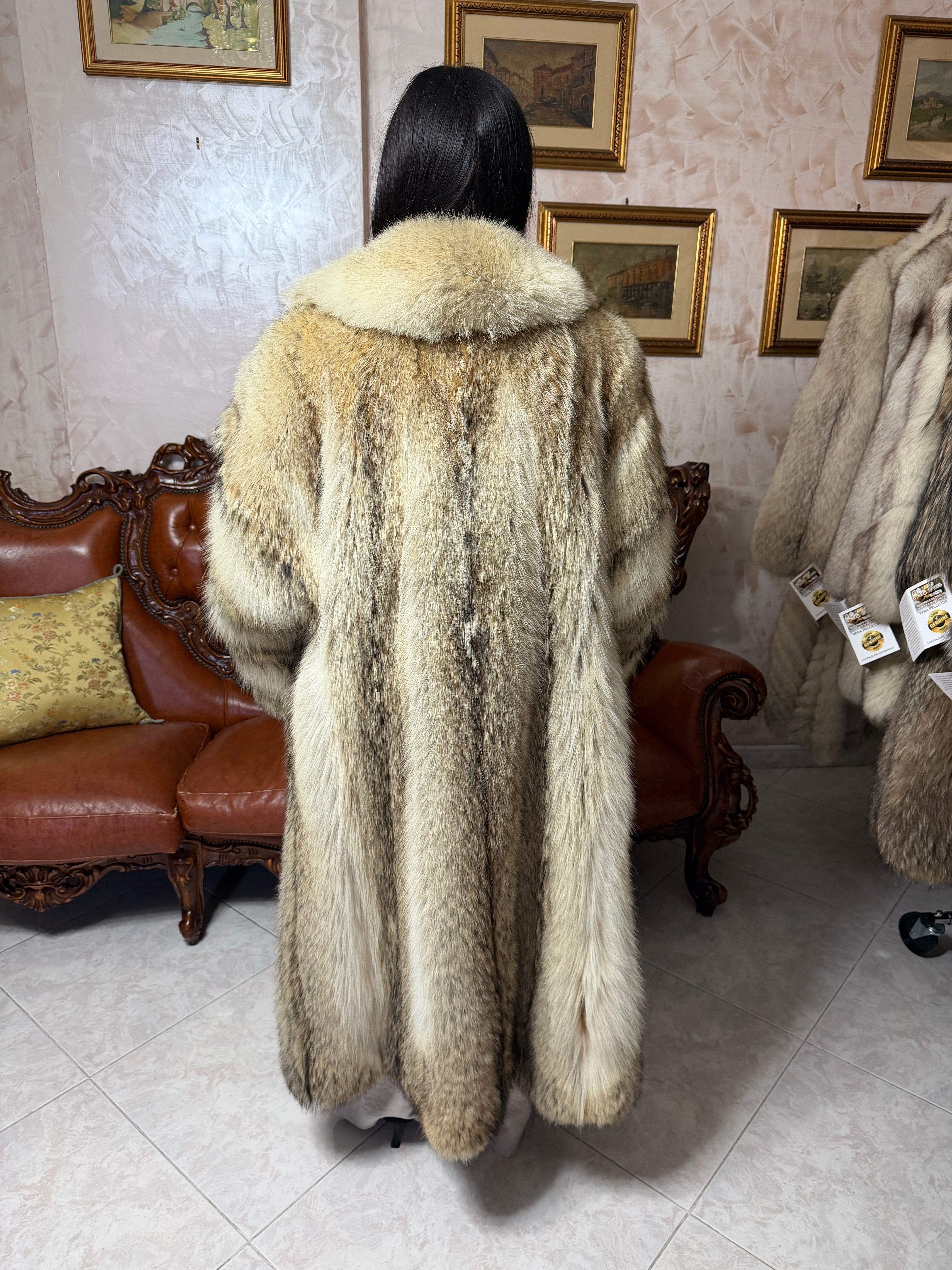 Cappotto pelliccia di coyote