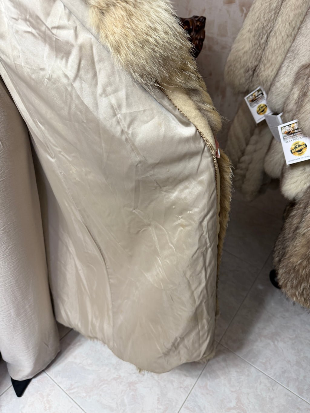 Cappotto pelliccia di coyote